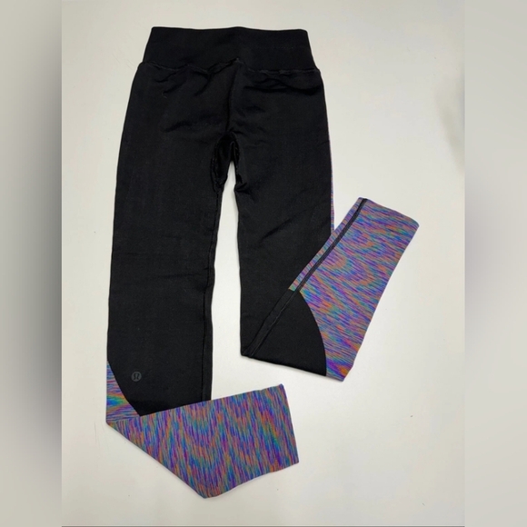 Lululemon Love Revealed Tight – Black with Rainbow Detail – Size 8 - Picture 6 of 7